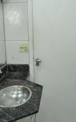 Apartamento à venda com 50m², 2 quartos e 1 vagaBanheiro Social