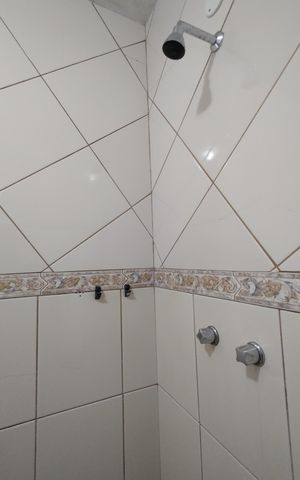 Casa de condomínio à venda com 573m², 4 quartos e 15 vagasBanheiro da Suíte 3