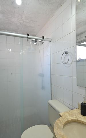 Apartamento à venda com 76m², 3 quartos e 2 vagasBanheiro da Suíte