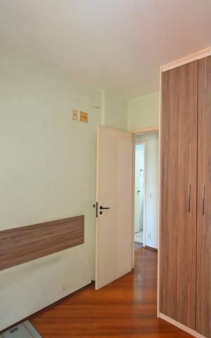 Apartamento à venda com 76m², 3 quartos e 2 vagasQuarto 2