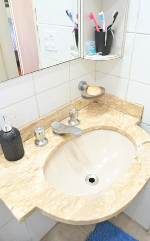 Apartamento à venda com 76m², 3 quartos e 2 vagasBanheiro da Suíte