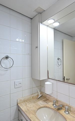 Apartamento à venda com 76m², 3 quartos e 2 vagasBanheiro Social