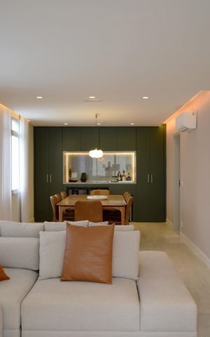 Apartamento à venda com 170m², 3 quartos e 1 vagaSala