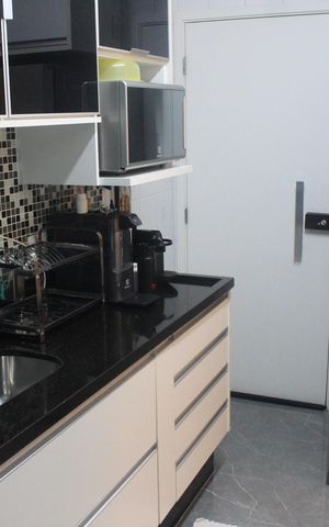 Apartamento à venda com 84m², 3 quartos e 2 vagasCozinha