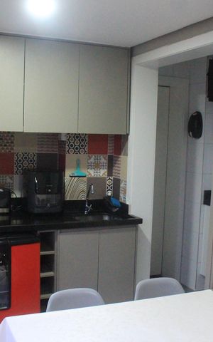 Apartamento à venda com 84m², 3 quartos e 2 vagasVaranda