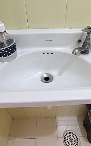 Apartamento à venda com 94m², 3 quartos e 1 vagaBanheiro Auxiliar
