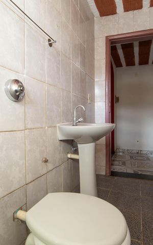 Casa para alugar com 68m², 2 quartos e 1 vaga Casa para alugar com 68m², 2 quartos e 1 vagaBANHEIRO2