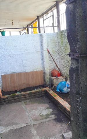 Casa à venda com 60m², 2 quartos e sem vaga Casa à venda com 60m², 2 quartos e sem vagaPátio frente