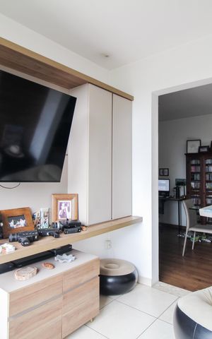 Apartamento à venda com 67m², 2 quartos e 1 vaga Apartamento à venda com 67m², 2 quartos e 1 vagaSala