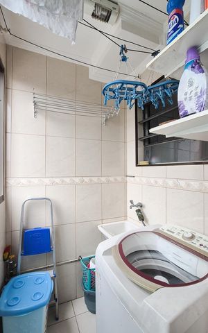 Apartamento à venda com 53m², 2 quartos e 1 vaga Apartamento à venda com 53m², 2 quartos e 1 vagaÁrea de Serviço