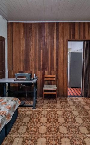 Casa à venda com 99m², 2 quartos e 1 vaga
