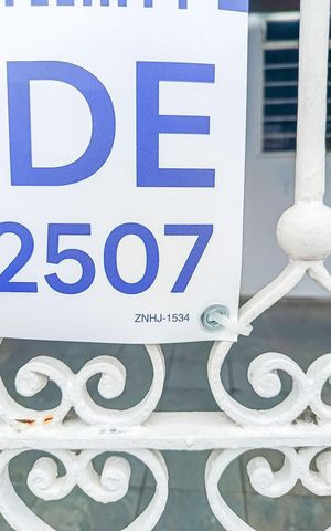 Casa à venda com 99m², 2 quartos e 1 vaga