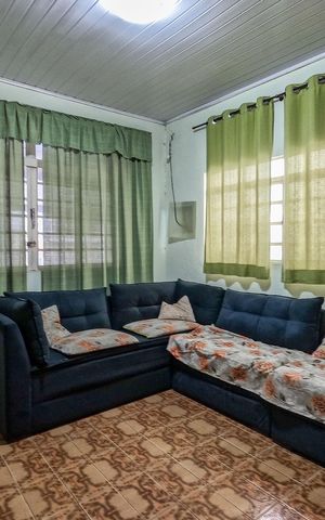 Casa à venda com 99m², 2 quartos e 1 vaga