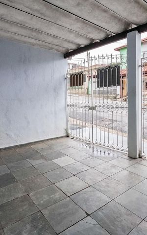 Casa à venda com 99m², 2 quartos e 1 vaga