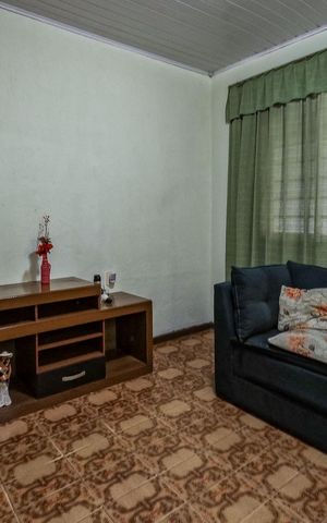 Casa à venda com 99m², 2 quartos e 1 vaga