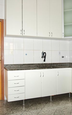 Apartamento para alugar com 240m², 5 quartos e 3 vagas Apartamento para alugar com 240m², 5 quartos e 3 vagasCozinha