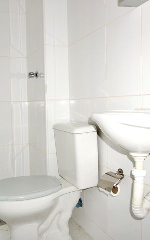 Apartamento para alugar com 240m², 5 quartos e 3 vagas Apartamento para alugar com 240m², 5 quartos e 3 vagasBanheiro de serviço