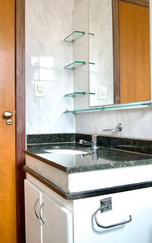 Apartamento para alugar com 240m², 5 quartos e 3 vagas Apartamento para alugar com 240m², 5 quartos e 3 vagasBanheiro Social