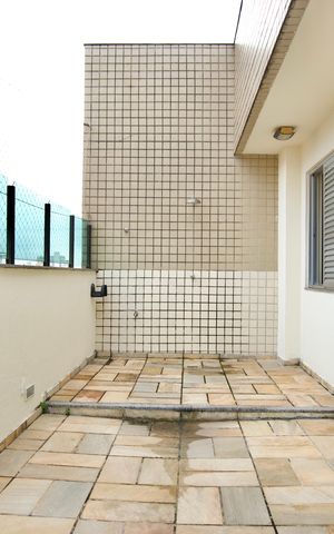 Apartamento para alugar com 240m², 5 quartos e 3 vagas Apartamento para alugar com 240m², 5 quartos e 3 vagasÁrea Externa Cobertura - Ducha