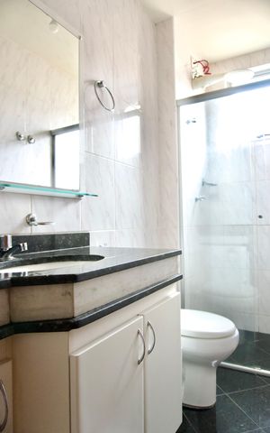 Apartamento para alugar com 240m², 5 quartos e 3 vagas Apartamento para alugar com 240m², 5 quartos e 3 vagasBanheiro Social