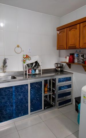Casa à venda com 75m², 4 quartos e sem vaga Casa à venda com 75m², 4 quartos e sem vagaCozinha