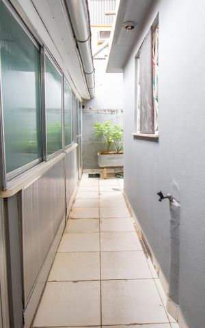 Casa à venda com 75m², 4 quartos e sem vaga Casa à venda com 75m², 4 quartos e sem vagaQuintal