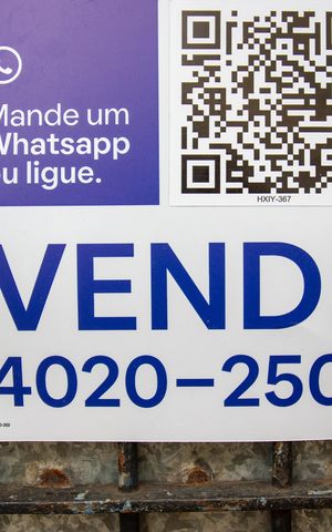Casa à venda com 75m², 4 quartos e sem vaga Casa à venda com 75m², 4 quartos e sem vagaPlaca