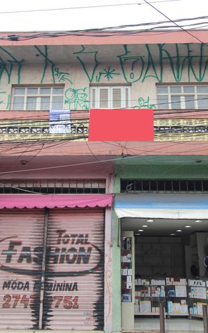 Casa à venda com 300m², 6 quartos e sem vagafachada