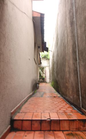 Casa à venda com 300m², 6 quartos e sem vagaCorredor lateral