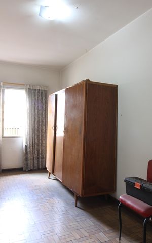 Casa à venda com 300m², 6 quartos e sem vagaQuarto 2 casa 1