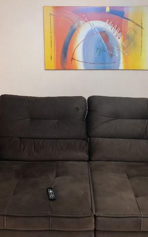 Casa à venda com 300m², 3 quartos e 4 vagas Casa à venda com 300m², 3 quartos e 4 vagasSala