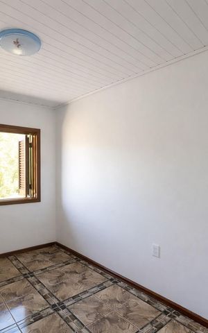 Casa à venda com 300m², 3 quartos e 4 vagas Casa à venda com 300m², 3 quartos e 4 vagasÁrea Comum
