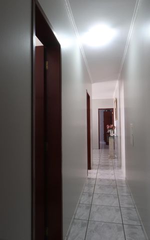 Casa à venda com 310m², 3 quartos e 4 vagasCorredor
