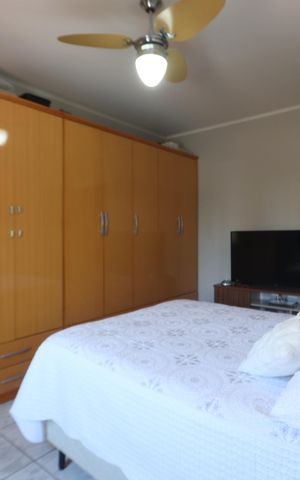 Casa à venda com 310m², 3 quartos e 4 vagasQuarto 2