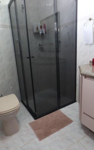 Casa à venda com 310m², 3 quartos e 4 vagasBanheiro da Suíte