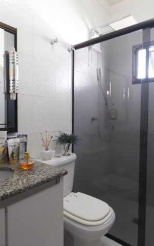 Casa à venda com 310m², 3 quartos e 4 vagasBanheiro Social