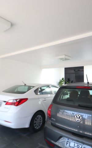 Casa à venda com 310m², 3 quartos e 4 vagasGaragem