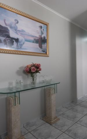 Casa à venda com 310m², 3 quartos e 4 vagasHall