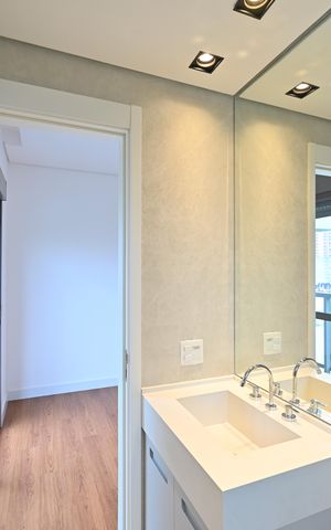Apartamento à venda com 115m², 2 quartos e 2 vagasBanheiro da Suíte 2