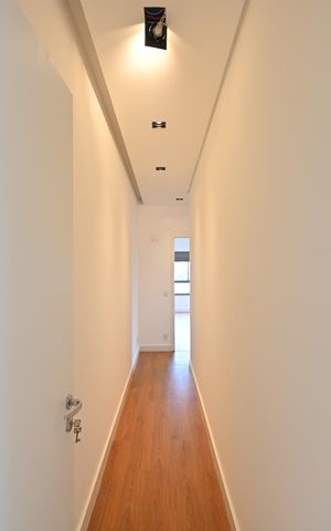 Apartamento à venda com 115m², 2 quartos e 2 vagasCorredor