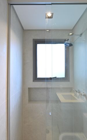 Apartamento à venda com 115m², 2 quartos e 2 vagasBanheiro da Suíte 1