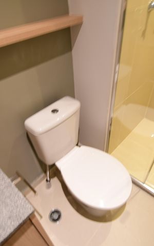Apartamento à venda com 54m², 2 quartos e 1 vagaBanheiro Social