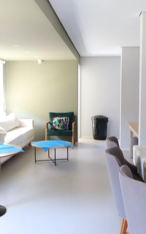 Apartamento à venda com 42m², 2 quartos e sem vagaÁrea comum - Salão de festas