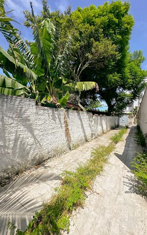 Casa para alugar com 300m², 2 quartos e 4 vagasGaragem