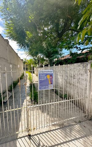 Casa para alugar com 300m², 2 quartos e 4 vagasPlaquinha