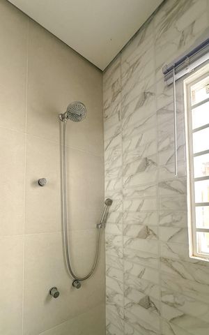 Casa para alugar com 300m², 2 quartos e 4 vagasBanheiro