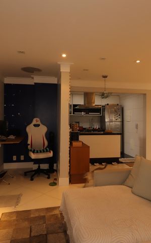 Apartamento à venda com 80m², 2 quartos e 2 vagasSala