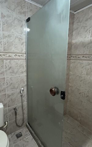 Casa para alugar com 170m², 3 quartos e 2 vagasBanheiro