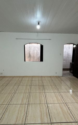 Casa para alugar com 170m², 3 quartos e 2 vagasSala