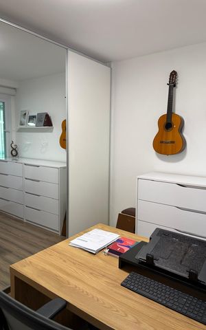 Apartamento à venda com 127m², 3 quartos e 2 vagas Apartamento à venda com 127m², 3 quartos e 2 vagasQuarto